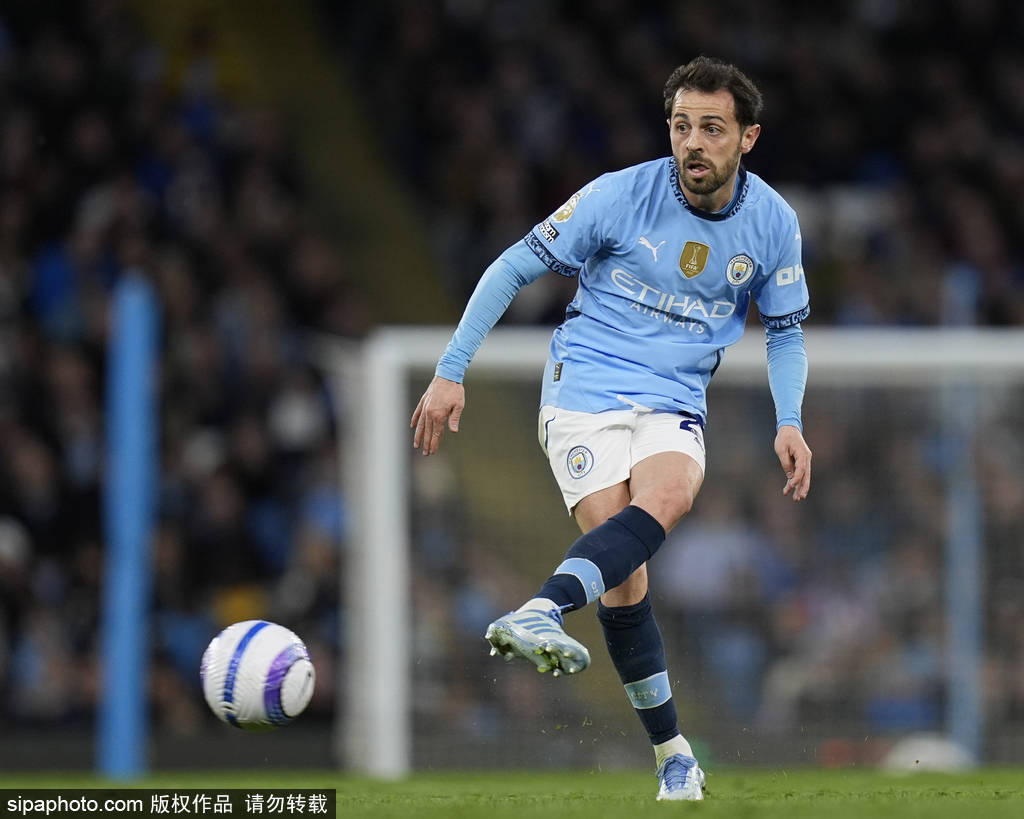 皇冠信用网代理注册_英超-B席破门努内斯读秒绝杀 曼城2-1维拉3连胜升第3