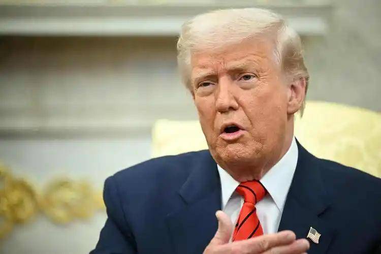 信用平台出租_中方终于出手信用平台出租,40艘巨轮开往中国,美国担心的事还是来了