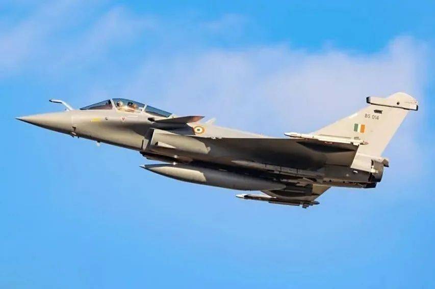 皇冠信用网在线申请_反转太突然!大批导弹袭击巴基斯坦皇冠信用网在线申请,印度6架战机被击落,不简单