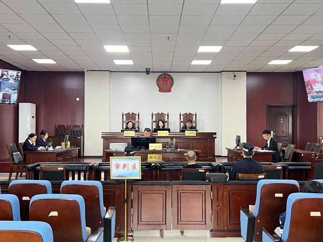 皇冠信用网怎么注册_偷偷将村民银行卡与自己微信绑定皇冠信用网怎么注册，贵州一村委原副主任盗刷村民低保金获刑