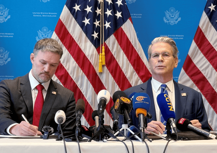 皇冠代理登1租用_"特朗普败了皇冠代理登1租用,更像是投降"