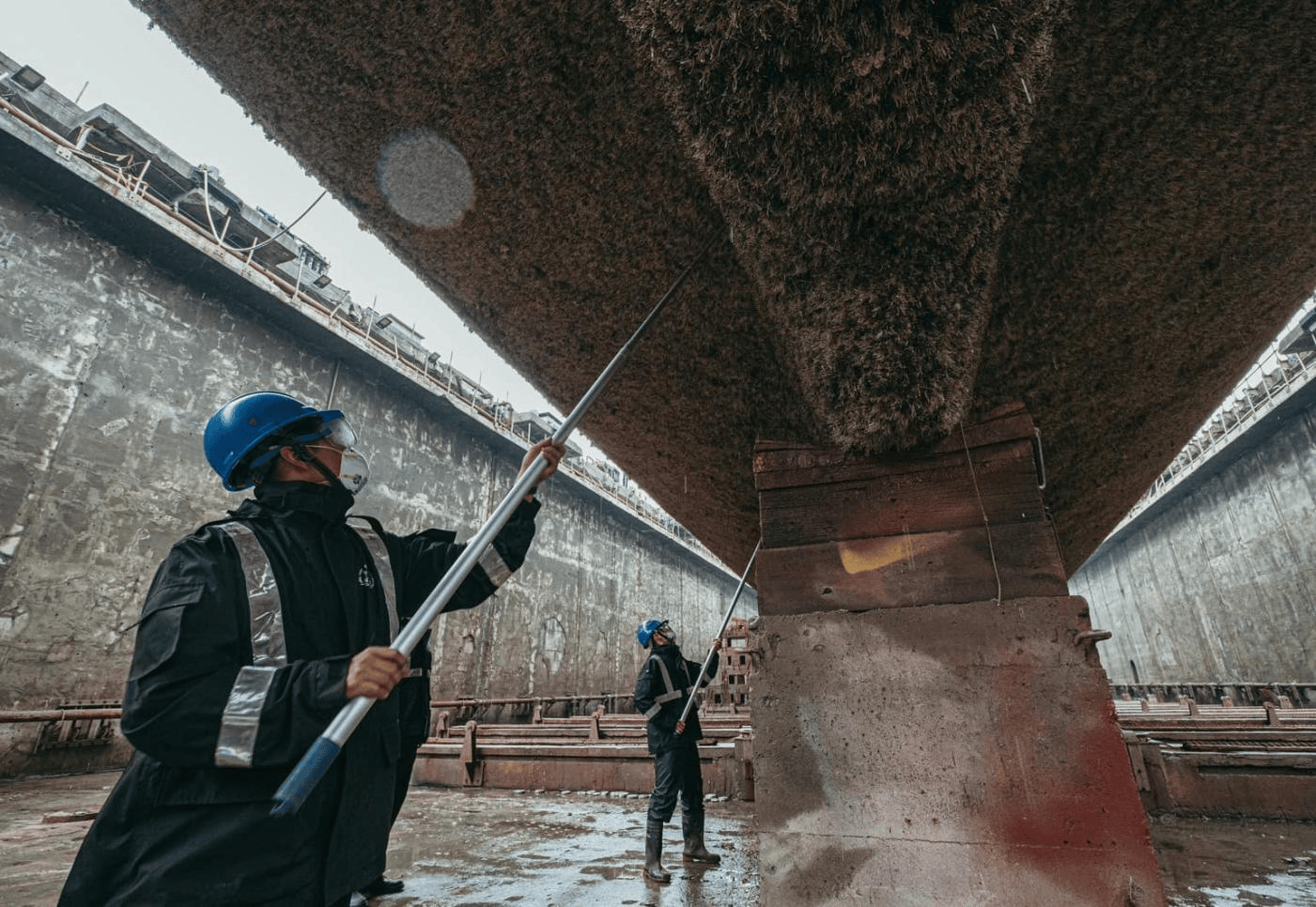 皇冠足球平台在哪里注册_台媒：测试期间出现不明原因进水无法控制皇冠足球平台在哪里注册，台海军第六号浮船坞沉没