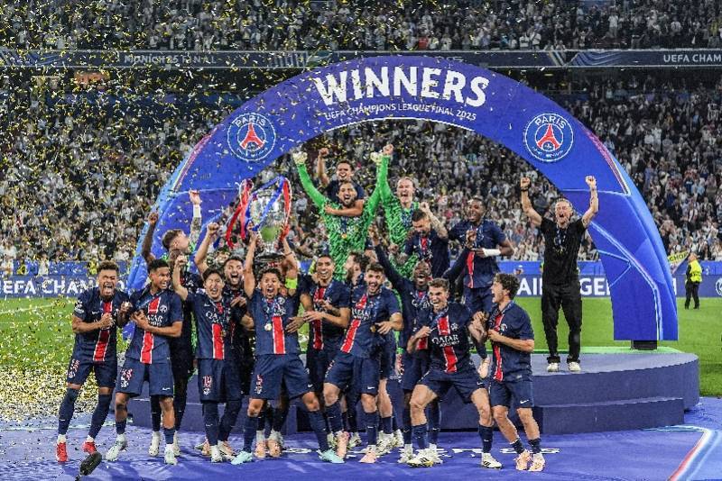 正网皇冠信用网_大巴黎首夺欧冠创多项历史正网皇冠信用网,姆巴佩发贺电、恩里克想去世女儿