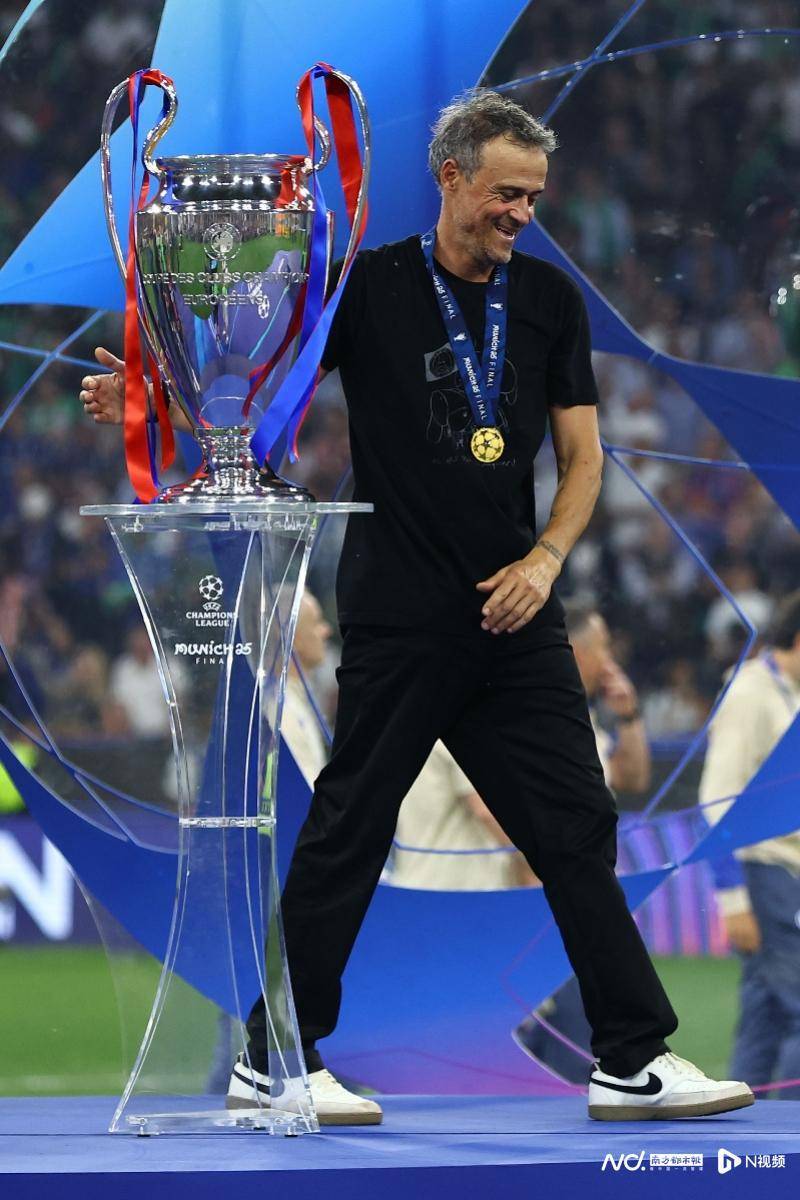 正网皇冠信用网_大巴黎首夺欧冠创多项历史正网皇冠信用网,姆巴佩发贺电、恩里克想去世女儿