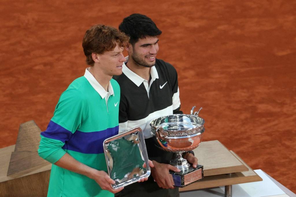 电竞足球平台_阿卡法网大逆转卫冕创纪录电竞足球平台,网坛迎来“辛卡决”的时代