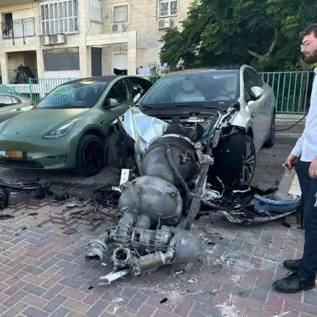 富明尼斯RJ v蔚山_离大谱富明尼斯RJ v蔚山!中国汽车在以色列被伊朗导弹砸中!经过“实战”考验?