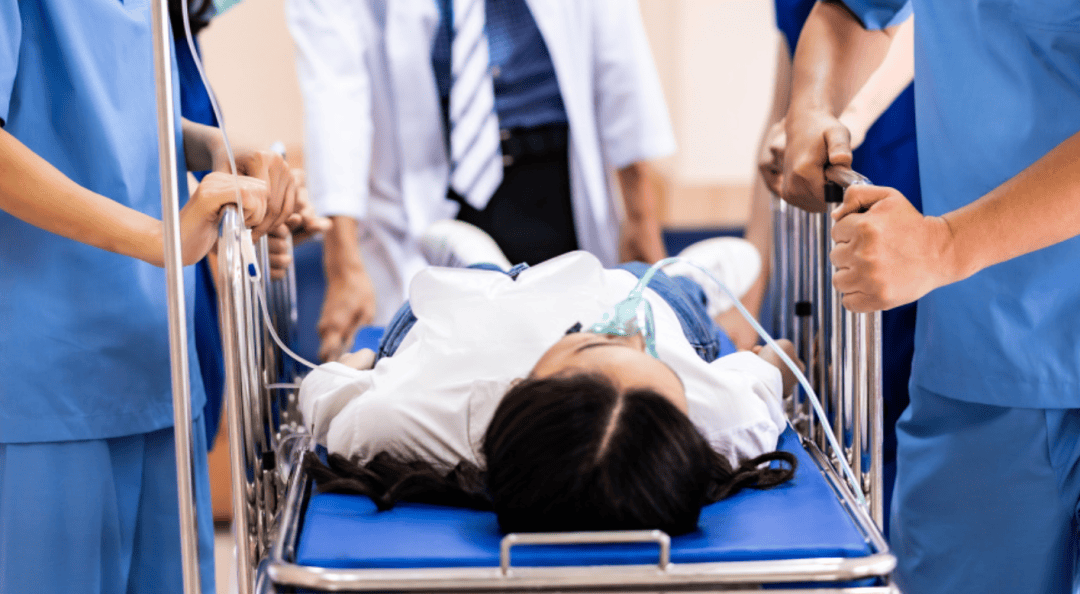 西班牙足协甲组联赛_月薪从7300元降至4300元!员工不服调岗被辞退西班牙足协甲组联赛,索赔21万元!法院判了→