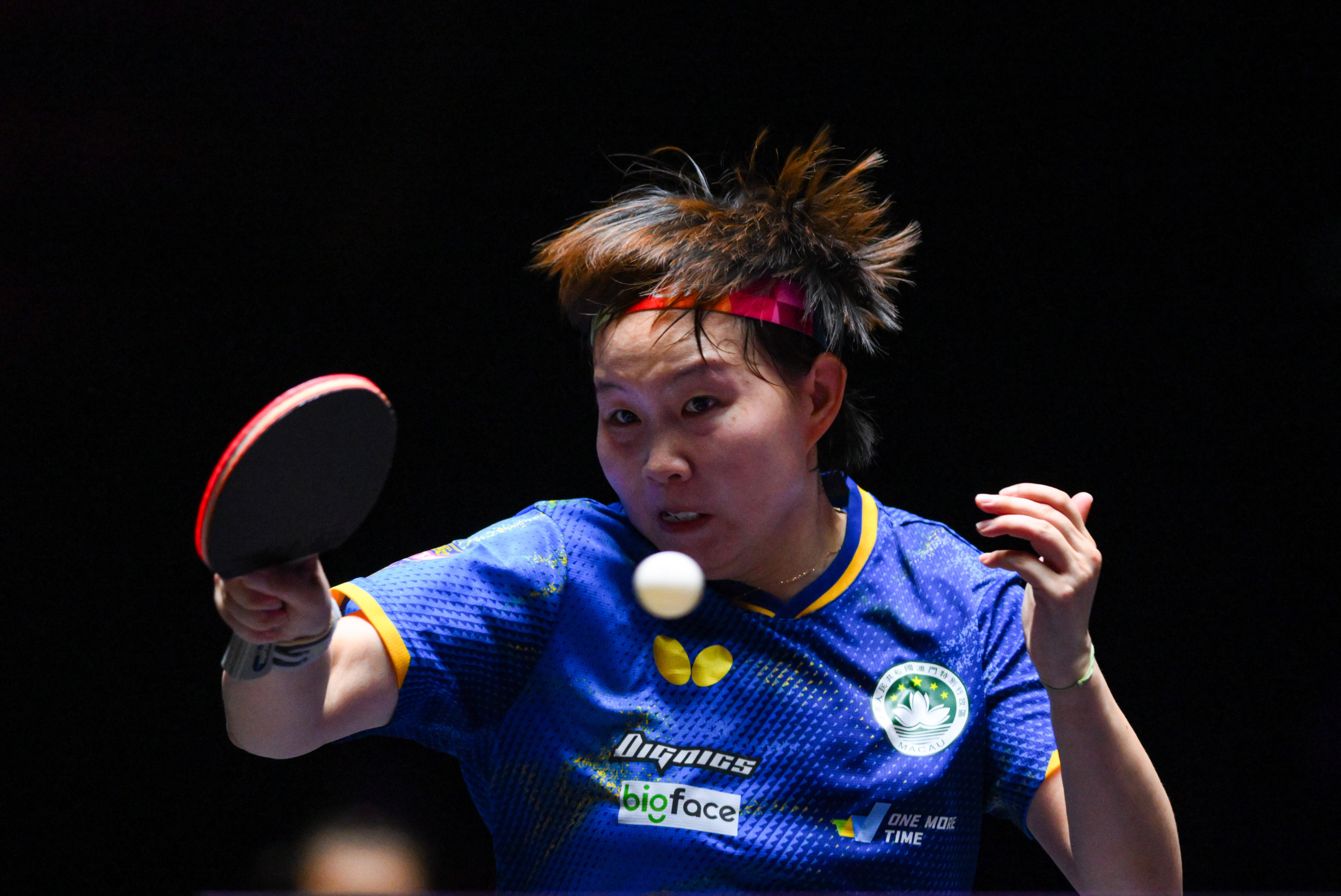 阿森纳vs诺丁汉森林_(体育)乒乓球——WTT澳门冠军赛:王曼昱晋级女单四强