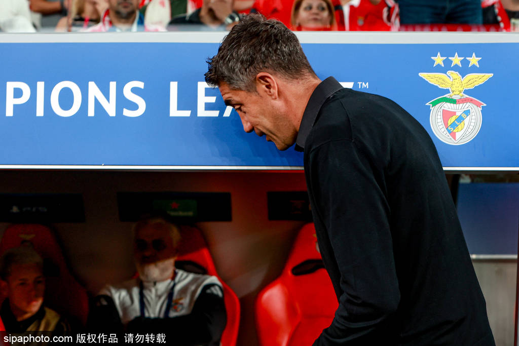 西班牙乙组联赛_阿莫林接手西班牙乙组联赛？本菲卡欧冠连丢3球爆冷输球 主帅光速被解雇