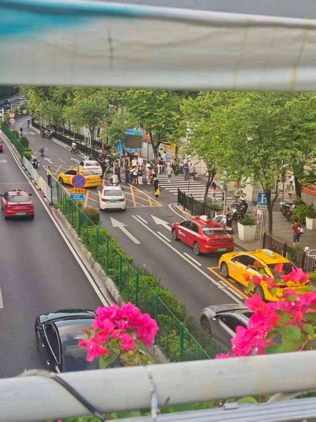 皇冠信用網在哪里开通_广州一医院发生伤医事件皇冠信用網在哪里开通，参与抢救医生发声：他受伤很重，行凶者已被抓捕