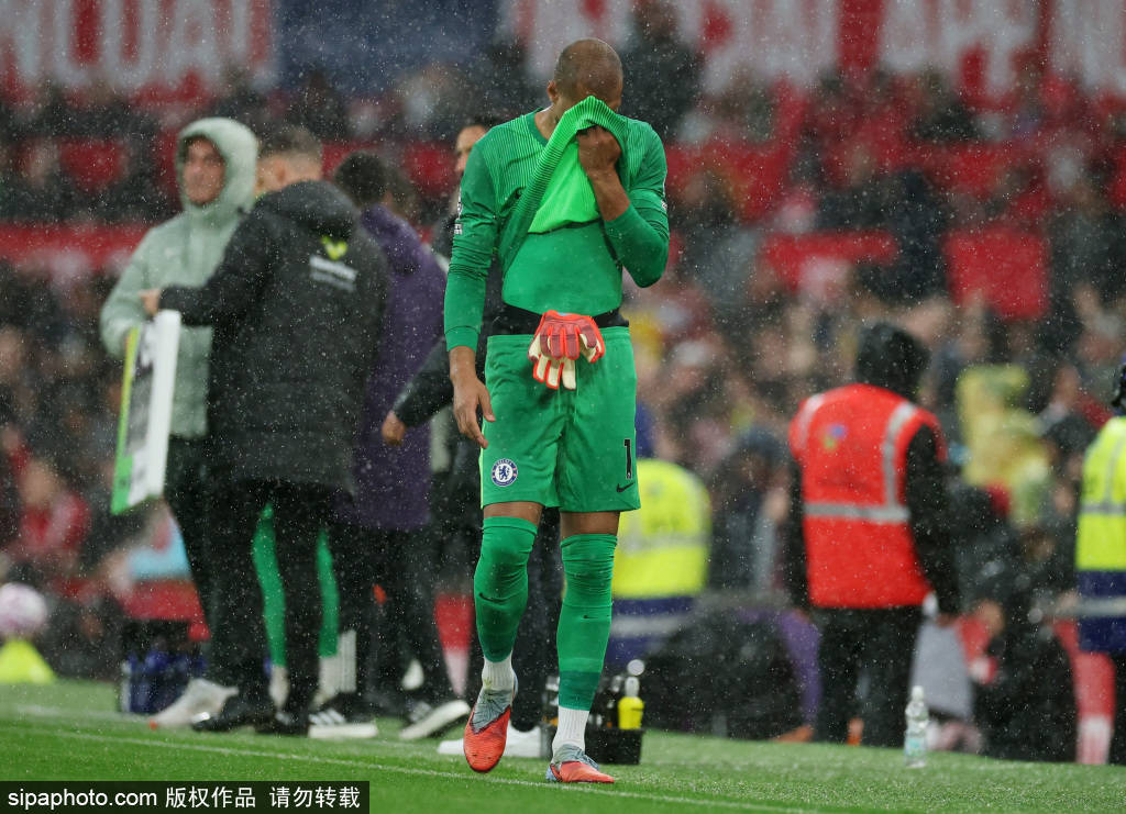 皇冠信用網会员账号_曼联新星拉门斯:坚韧冷静的守门天才皇冠信用網会员账号,希顿与肖的赞誉背后