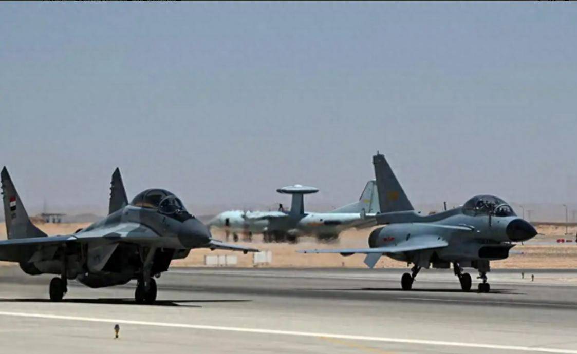 如何申请到皇冠信用網
_中国歼-10C机群飞越红海如何申请到皇冠信用網
,西方雷达竟毫无反应!印尼马上宣布采购42架