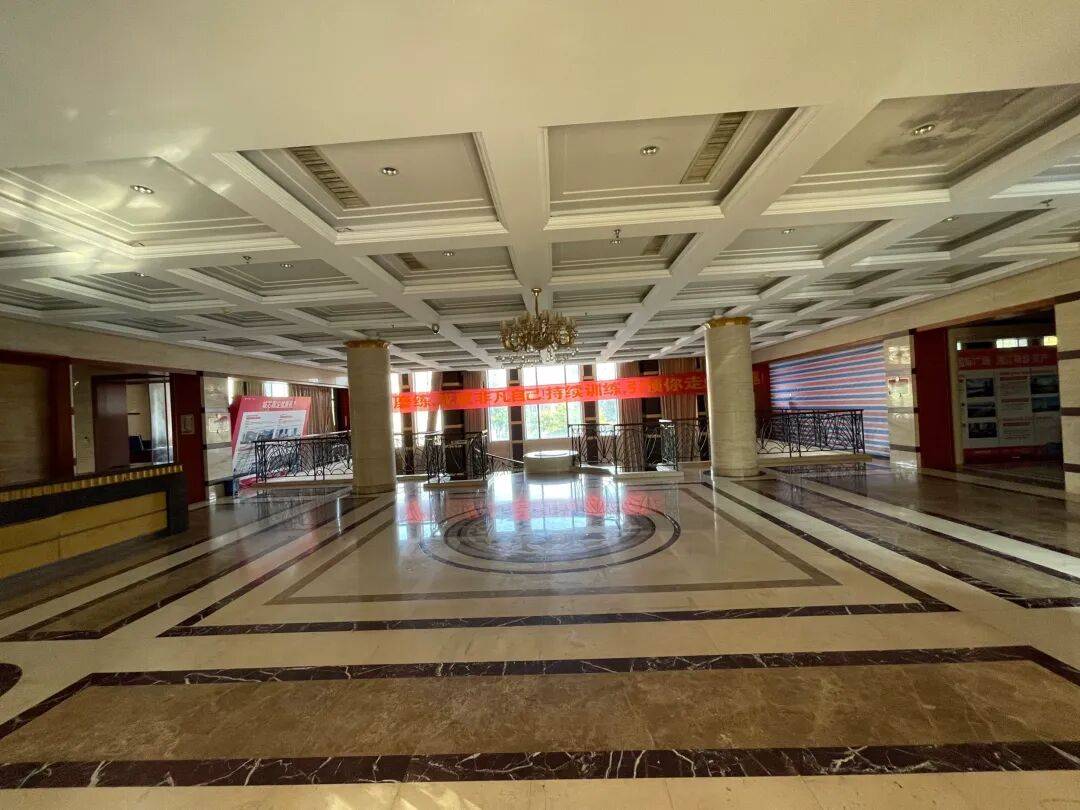 皇冠会员如何申请
_3256平米别墅288万起拍皇冠会员如何申请
,单价不到900元,内景配置曝光,目前0人报名;拍卖商回应:在开发商名下,想通过拍卖吸引更多人参与