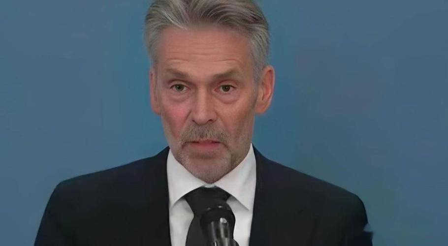 皇冠足球平台代理
_荷兰慌了皇冠足球平台代理
,安世中国已恢复供货,但有一个条件,必须用人民币结算!