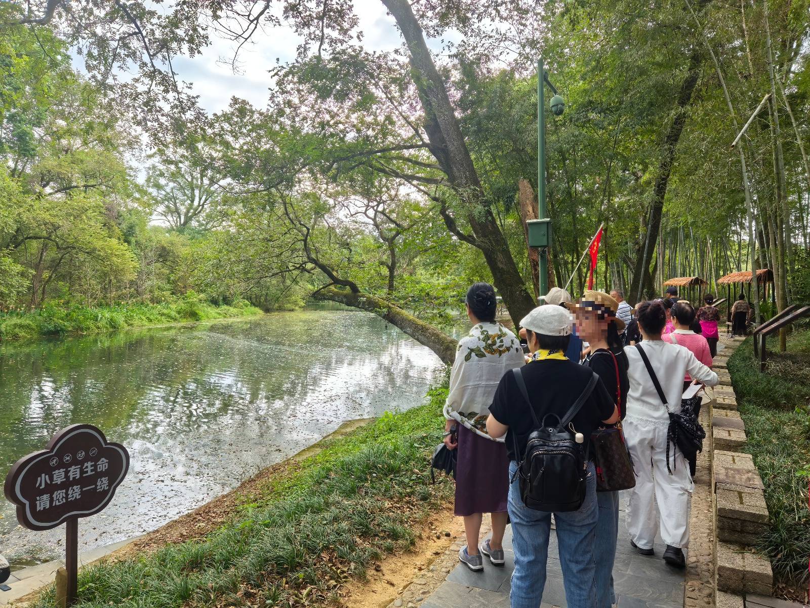 如何申请皇冠信用網
_7小时“铁腚”大巴游老年团全纪录:不在家里做饭如何申请皇冠信用網
,我出门就像打鸡血