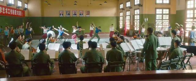 皇冠信用网平台出租
_年代剧的墙皇冠信用网平台出租
,为什么都是上白下绿?