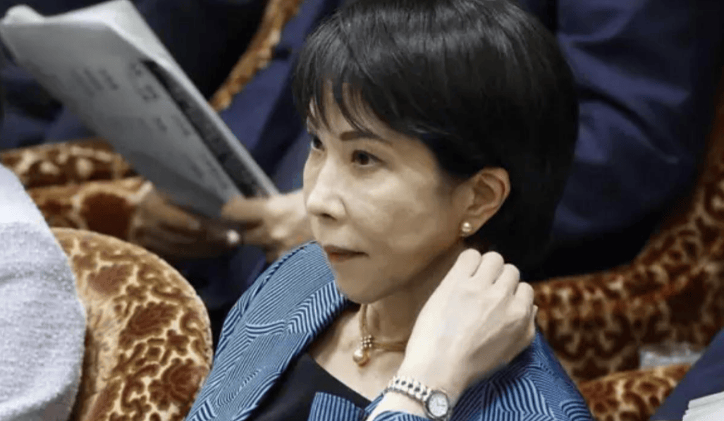 皇冠信用网庄家
_日本前首相背书皇冠信用网庄家
,高市早苗已经撤回了涉台言论?中方4个字拆穿日本心态!