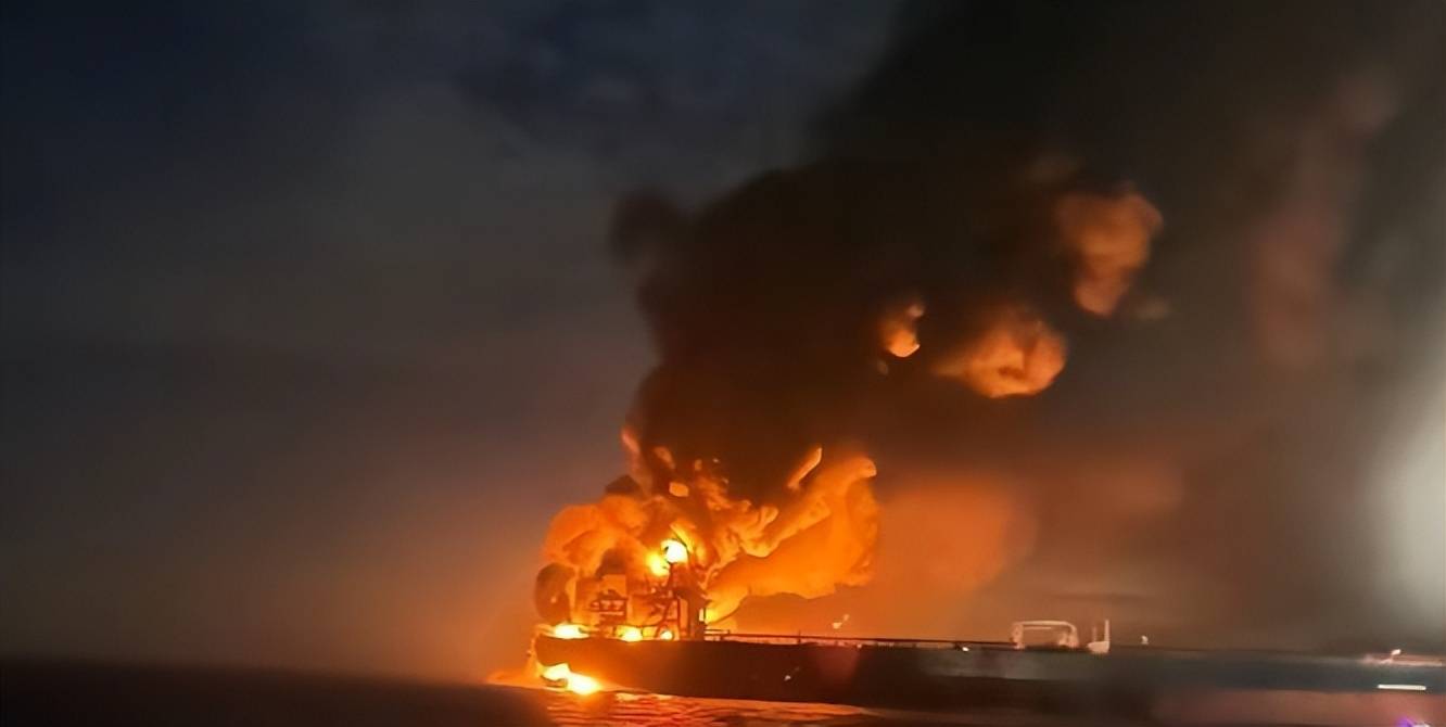 巴黎圣日耳曼
_泽连斯基临阵换帅巴黎圣日耳曼
,特朗普低估了俄方的强硬,无奈被迫向小弟施压,对外释放信号非同寻常