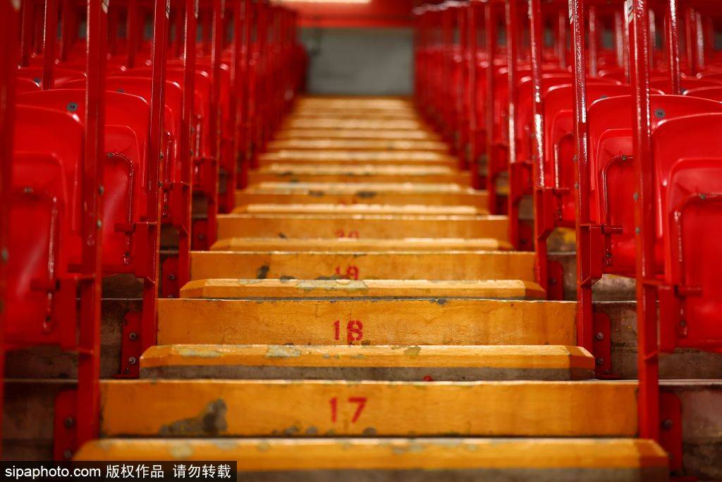 海地足球
_国安夺足协杯冠军海地足球
，亚冠官方祝贺：携‘永远争第一’信念再出发！