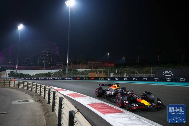 ‌比利时足球
_F1 | 布扎比大奖赛排位赛：维斯塔潘夺得杆位