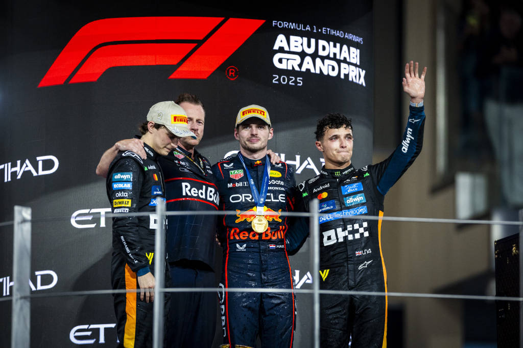 乌兹别克斯坦足球
_诺里斯首夺F1车手总冠军乌兹别克斯坦足球
，维斯塔潘虽败犹荣