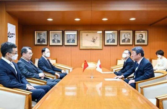 皇冠信用盘在线申请
_中日战机对峙后皇冠信用盘在线申请
，辽宁舰沿琉球北上，日本喊来帮手，中方要警惕3点