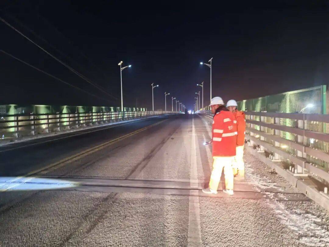 皇冠信用在线注册_甘肃定西陇西县发生3.9级地震 定西公路事业发展中心迅速开展震后排查保畅通