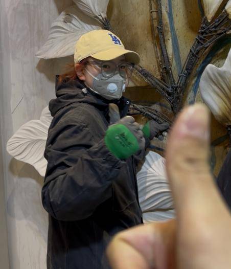 皇冠hga010怎么开户_两个00后刮腻子一年营收100多万元皇冠hga010怎么开户！梦想是画遍全球