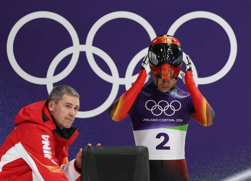 皇冠信用网代理怎么申请_冬奥男子钢架雪车：陈文浩第4殷正第7 英国选手破纪录夺冠