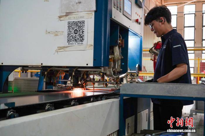 皇冠信用网出租_河南洛阳:“钢制家具之都”外贸订单旺